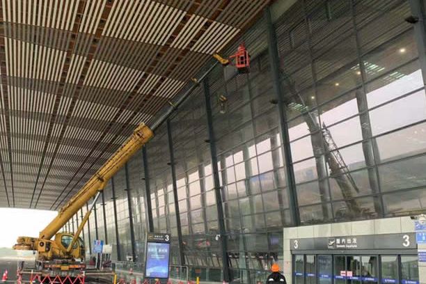 浦城玻璃幕墙维护和保养